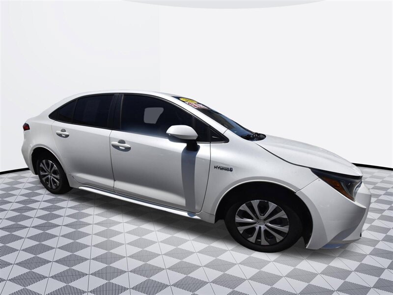 2021 Toyota Corolla Hybrid Hybrid LE - Photo 2 - Midway City, CA 92655