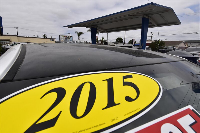 2015 Lexus CT 200h Hybrid - Photo 15 - Midway City, CA 92655