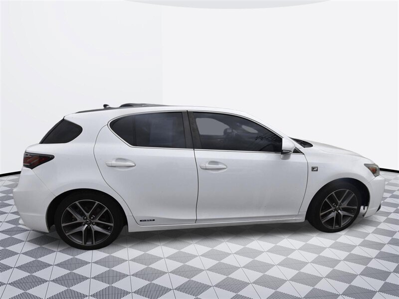 2015 Lexus CT 200h Hybrid - Photo 5 - Midway City, CA 92655