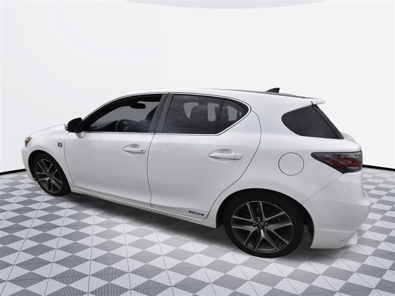 2015 Lexus CT 200h Hybrid - Photo 6 - Midway City, CA 92655
