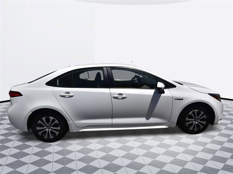2020 Toyota Corolla Hybrid Hybrid LE   - Photo 5 - Midway City, CA 92655