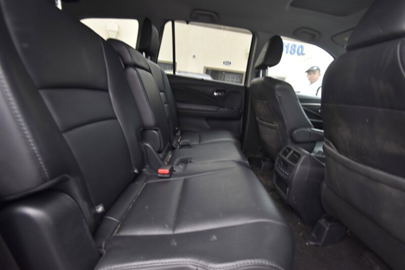2019 Honda Pilot EX-L - Photo 8 - Midway City, CA 92655