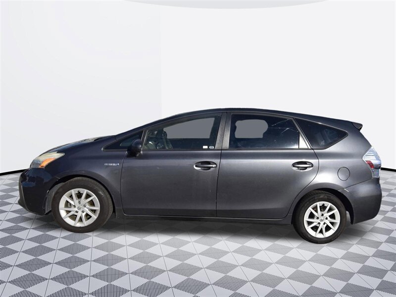 2014 Toyota Prius v Three  