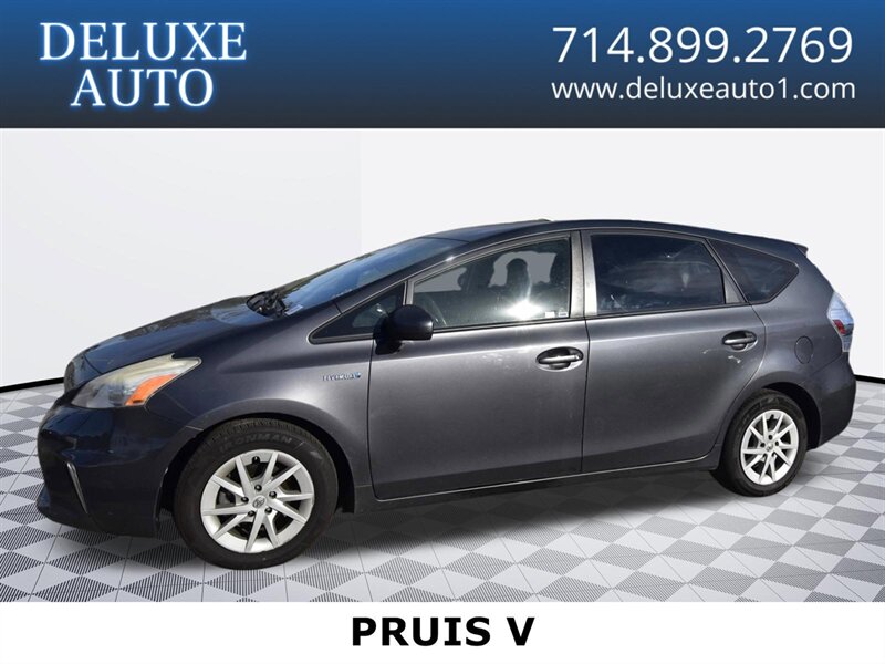 2014 Toyota Prius v Three  