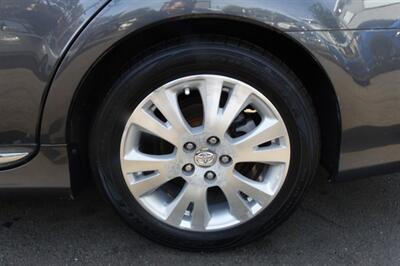 2011 Toyota Avalon Limited   - Photo 23 - Newark, NJ 07104