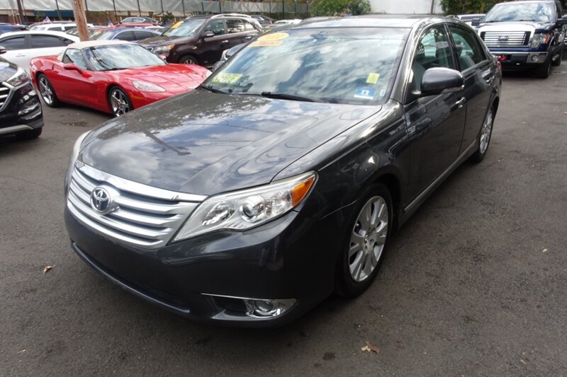 2011 Toyota Avalon Limited  