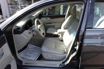 2011 Toyota Avalon Limited   - Photo 9 - Newark, NJ 07104