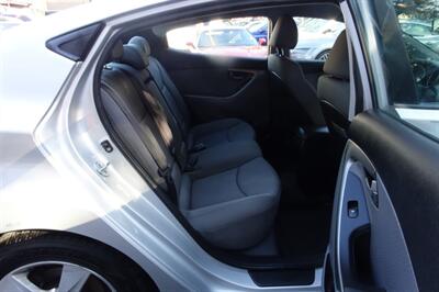 2011 Hyundai ELANTRA GL   - Photo 16 - Newark, NJ 07104