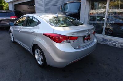 2011 Hyundai ELANTRA GL   - Photo 6 - Newark, NJ 07104
