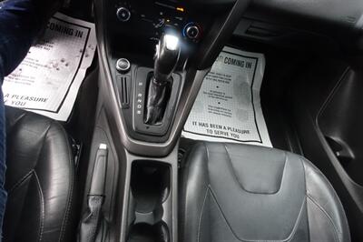 2016 Ford Focus SE   - Photo 20 - Newark, NJ 07104
