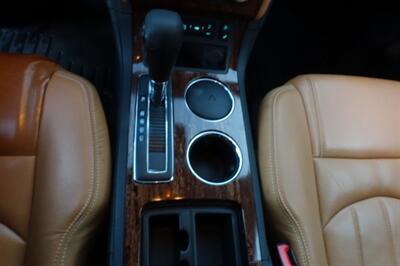 2014 Chevrolet Traverse LTZ   - Photo 22 - Newark, NJ 07104