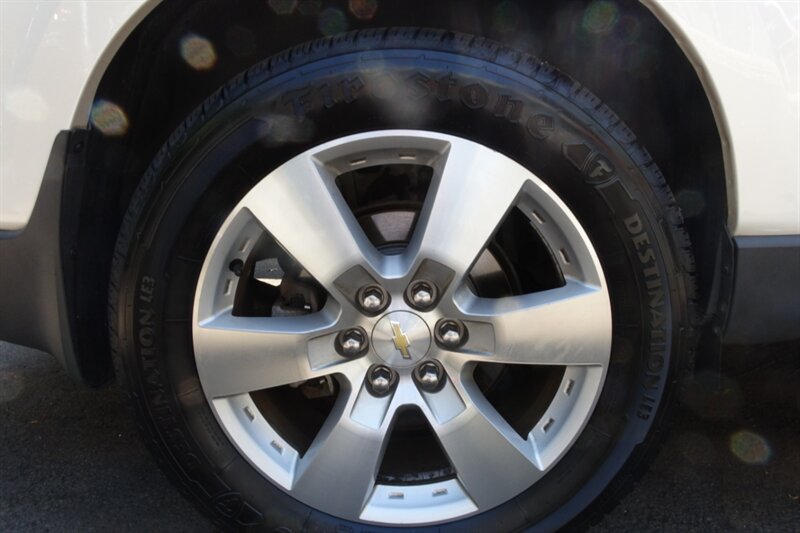 2014 Chevrolet Traverse LTZ photo 30