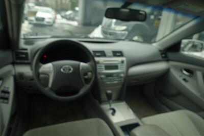 2007 Toyota Camry Hybrid   - Photo 13 - Newark, NJ 07104