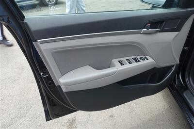 2020 Hyundai ELANTRA SEL - Photo 10 - Newark, NJ 07104