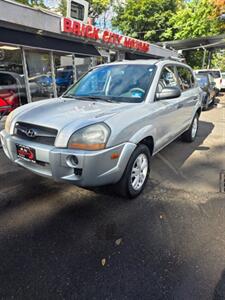 2009 Hyundai TUCSON GLS - Photo 1 - Newark, NJ 07104