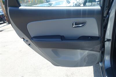 2010 Hyundai ELANTRA Limited - Photo 12 - Newark, NJ 07104