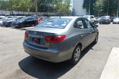 2010 Hyundai ELANTRA Limited - Photo 5 - Newark, NJ 07104
