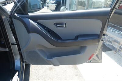 2010 Hyundai ELANTRA Limited - Photo 15 - Newark, NJ 07104
