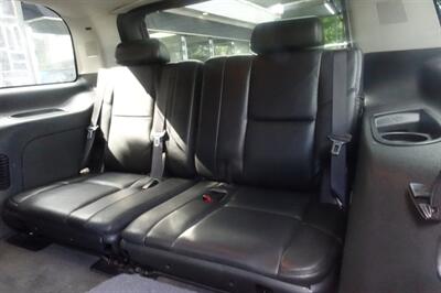2007 Cadillac Escalade - Photo 16 - Newark, NJ 07104