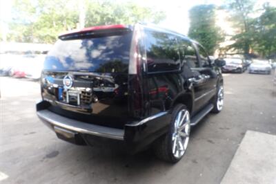 2007 Cadillac Escalade - Photo 8 - Newark, NJ 07104