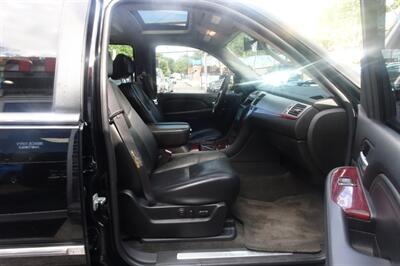 2007 Cadillac Escalade - Photo 17 - Newark, NJ 07104
