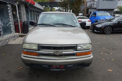 2003 Chevrolet S-10 LS   - Photo 2 - Newark, NJ 07104