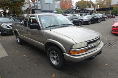 2003 Chevrolet S-10 LS   - Photo 3 - Newark, NJ 07104