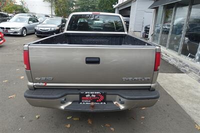 2003 Chevrolet S-10 LS   - Photo 7 - Newark, NJ 07104