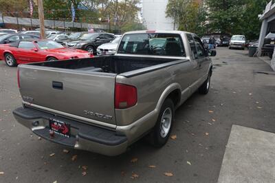 2003 Chevrolet S-10 LS   - Photo 5 - Newark, NJ 07104