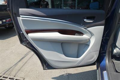 2016 Acura MDX SH-AWD w/Tech - Photo 12 - Newark, NJ 07104