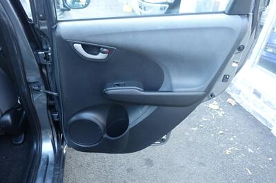 2013 Honda Fit   - Photo 17 - Newark, NJ 07104