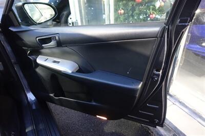 2014 Toyota Camry SE   - Photo 15 - Newark, NJ 07104