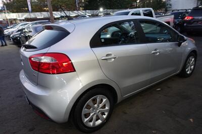 2013 Kia Rio 5-Door LX   - Photo 5 - Newark, NJ 07104