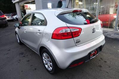 2013 Kia Rio 5-Door LX   - Photo 6 - Newark, NJ 07104
