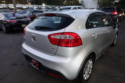 2013 Kia Rio 5-Door LX   - Photo 8 - Newark, NJ 07104