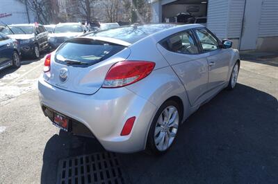 2012 Hyundai VELOSTER Base w/Tech   - Photo 8 - Newark, NJ 07104