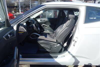 2012 Hyundai VELOSTER Base w/Tech   - Photo 9 - Newark, NJ 07104