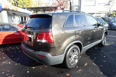 2011 Kia Sorento EX   - Photo 5 - Newark, NJ 07104