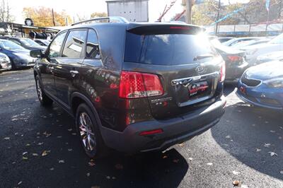 2011 Kia Sorento EX   - Photo 6 - Newark, NJ 07104