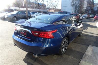 2016 Nissan Maxima 3.5 SR   - Photo 8 - Newark, NJ 07104
