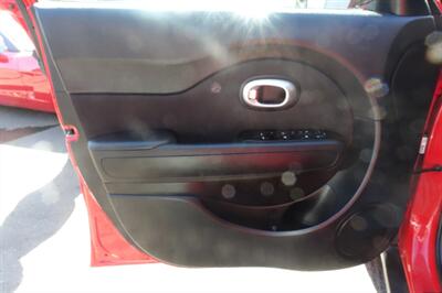 2015 Kia Soul - Photo 10 - Newark, NJ 07104