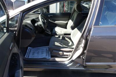 2010 Honda Civic LX - Photo 9 - Newark, NJ 07104
