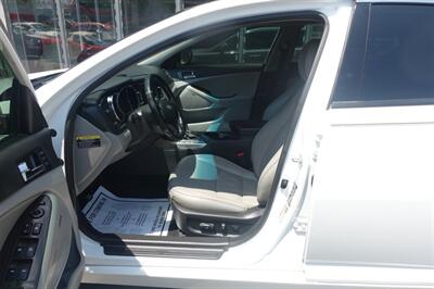 2013 Kia Optima EX   - Photo 9 - Newark, NJ 07104