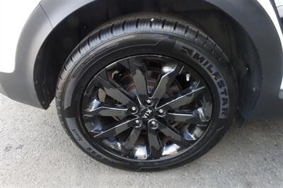 2019 Kia Sportage EX - Photo 22 - Newark, NJ 07104
