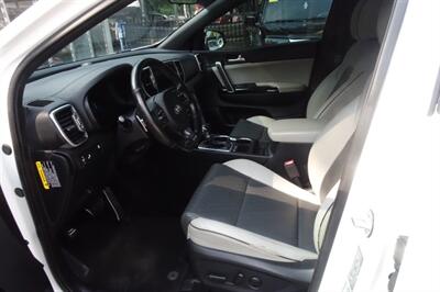 2019 Kia Sportage EX - Photo 9 - Newark, NJ 07104