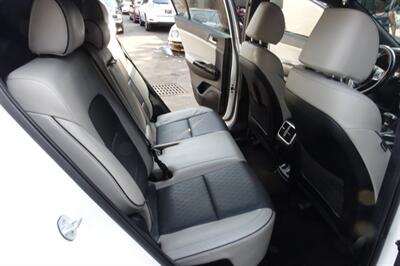 2019 Kia Sportage EX - Photo 16 - Newark, NJ 07104