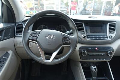 2016 Hyundai TUCSON 1.6T Limited - Photo 14 - Newark, NJ 07104