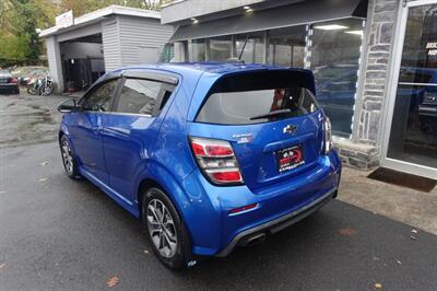 2019 Chevrolet Sonic LT Auto - Photo 6 - Newark, NJ 07104