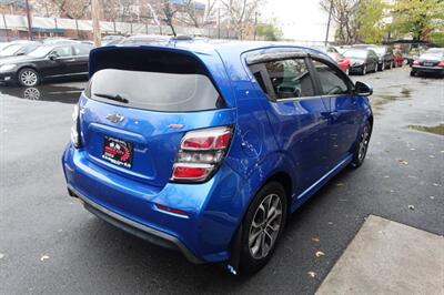 2019 Chevrolet Sonic LT Auto - Photo 8 - Newark, NJ 07104