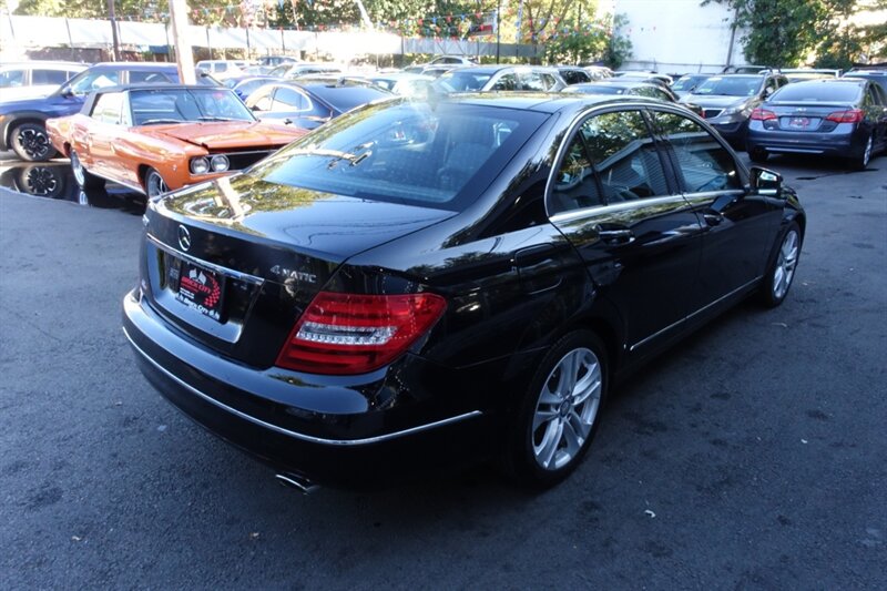 2013 Mercedes Benz C 300 4MATIC photo 8